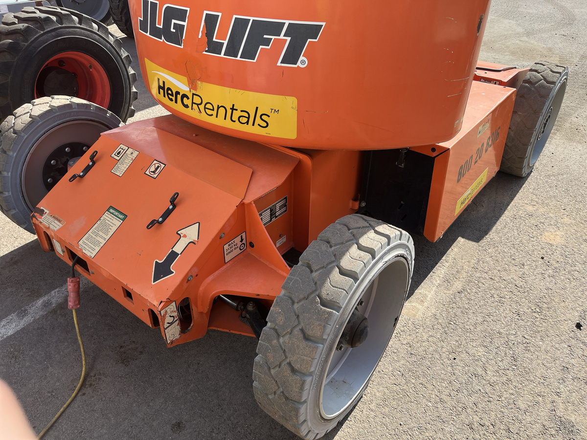2018 JLG E450AJ-5