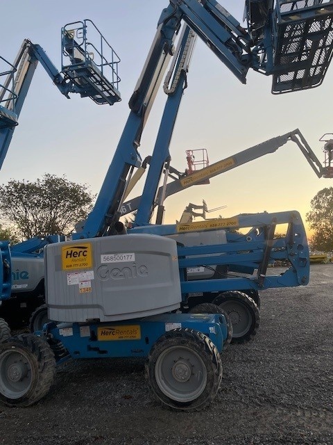 2018 Genie Z-45/25J RT