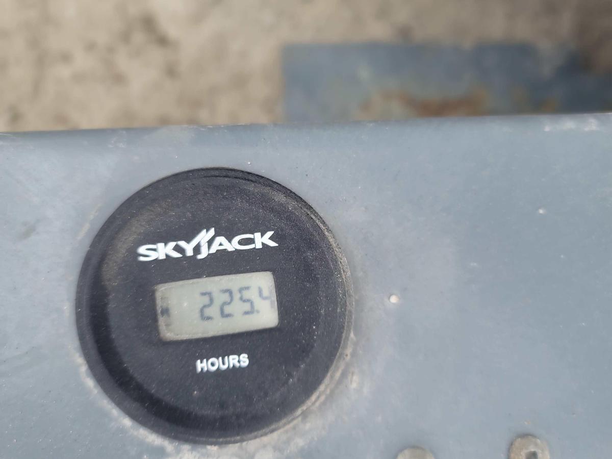 2017 Skyjack SJ3219