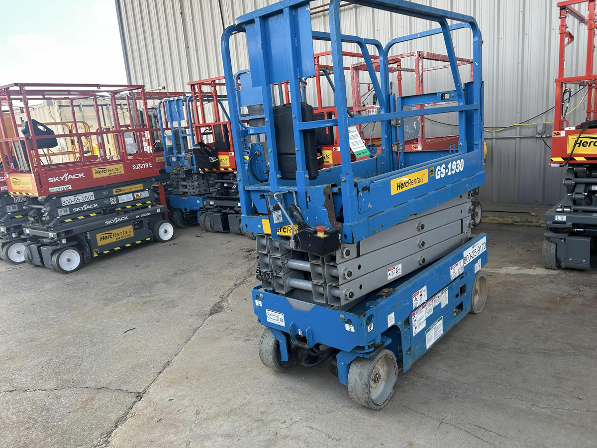 2019 Genie GS-1930