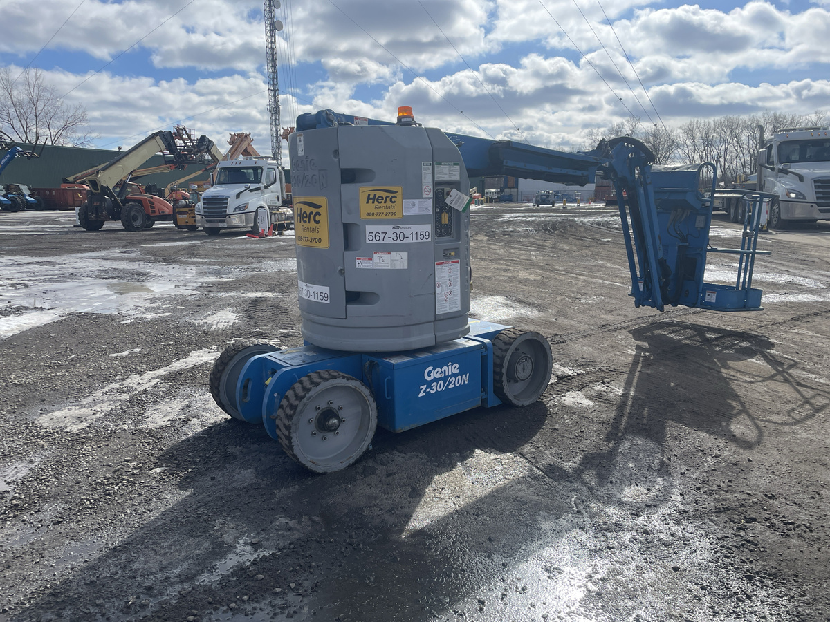 2013 Genie Z-30/20N RJ-3