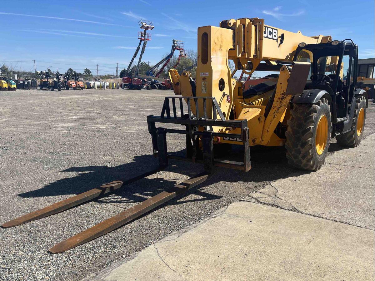 2018 JCB 512-56