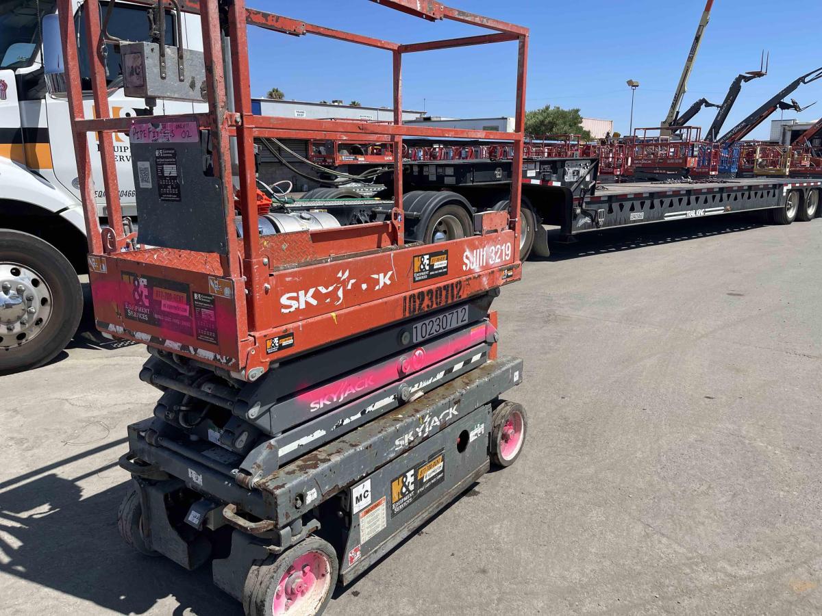 2017 Skyjack SJ3219