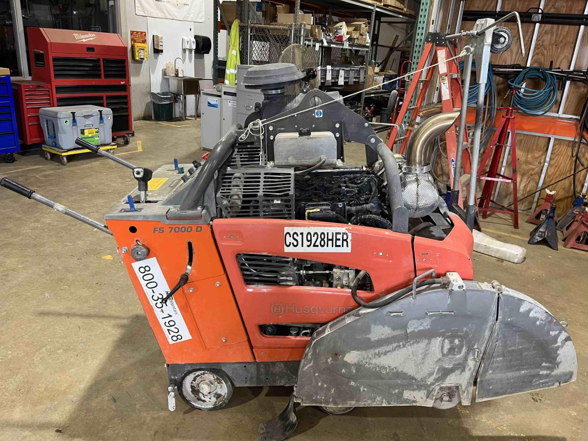 2021 Husqvarna FS7000-1