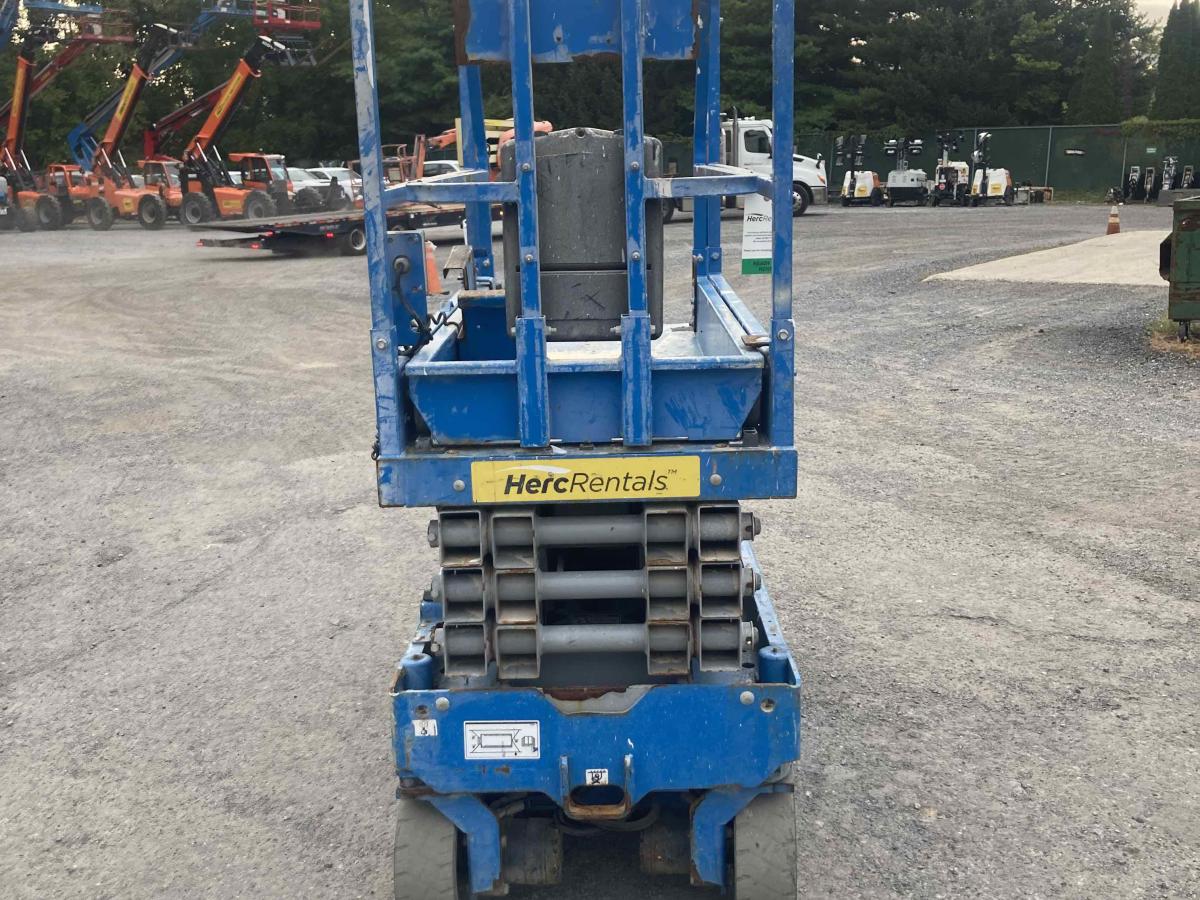 2017 Genie GS-1930