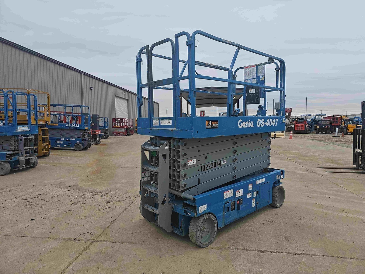 2017 Genie GS-4047-2