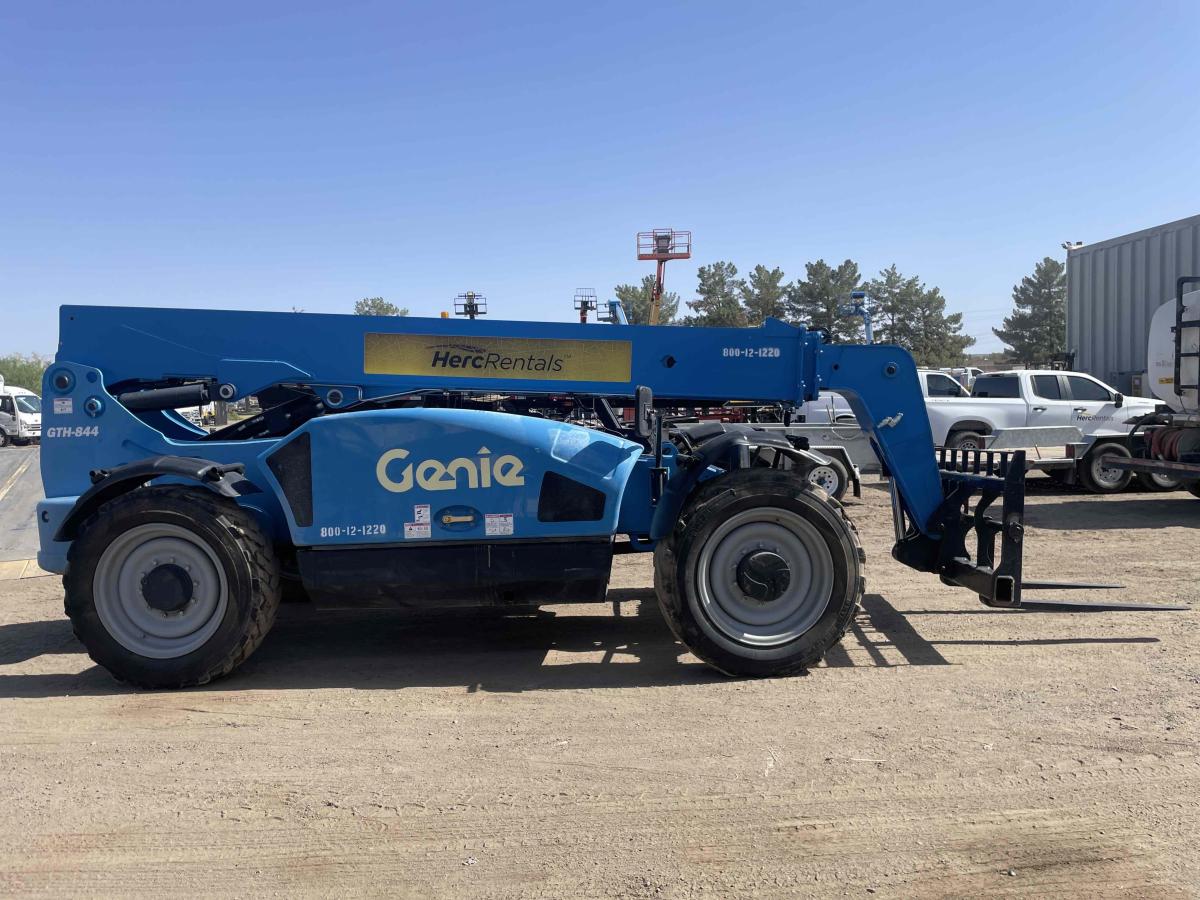 2016 Genie GTH-844