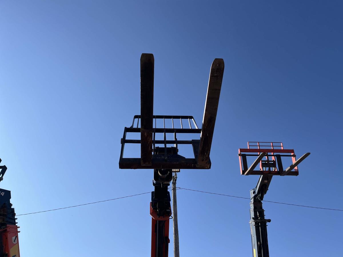 2018 SkyTrak 10054