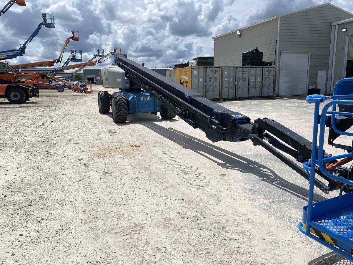 2016 Genie S-125-2
