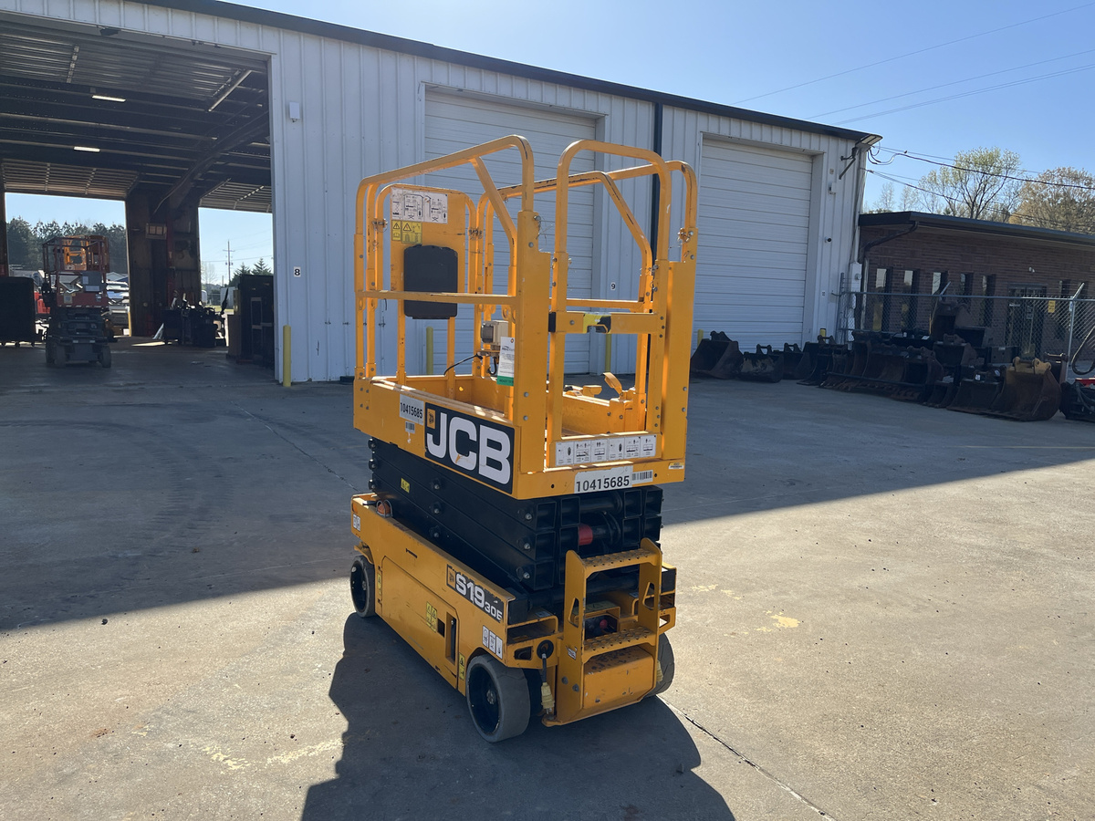 2023 JCB S1930E-6