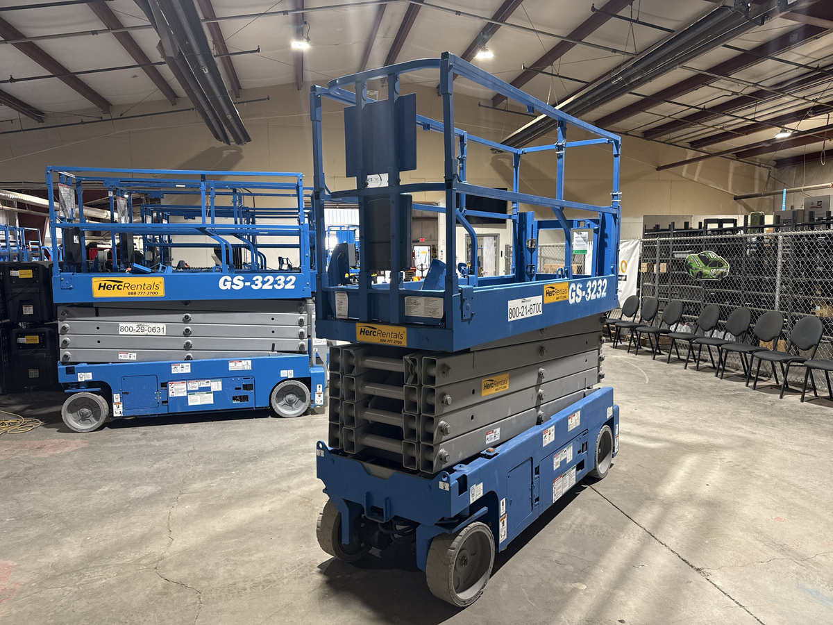 2018 Genie GS-3232-5