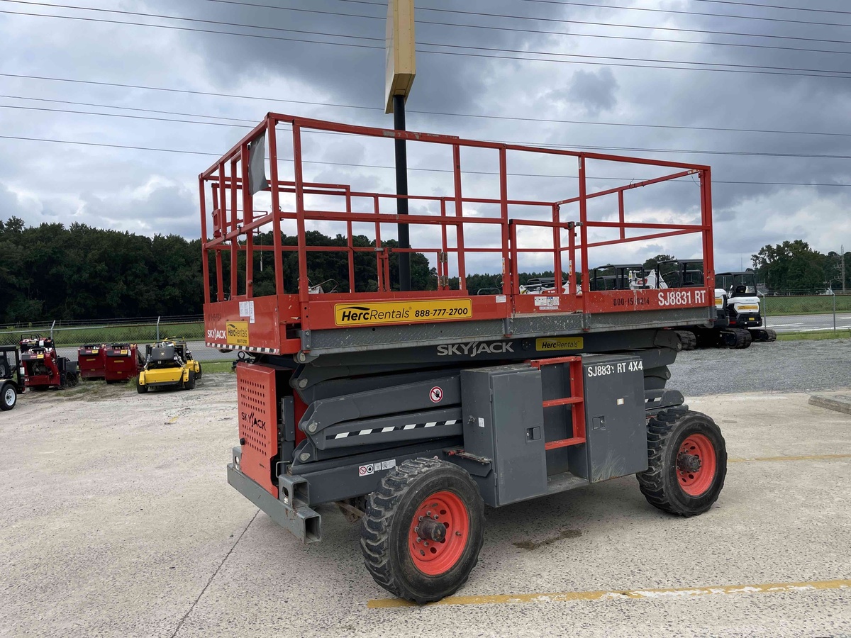 2017 Skyjack SJ8831 RT