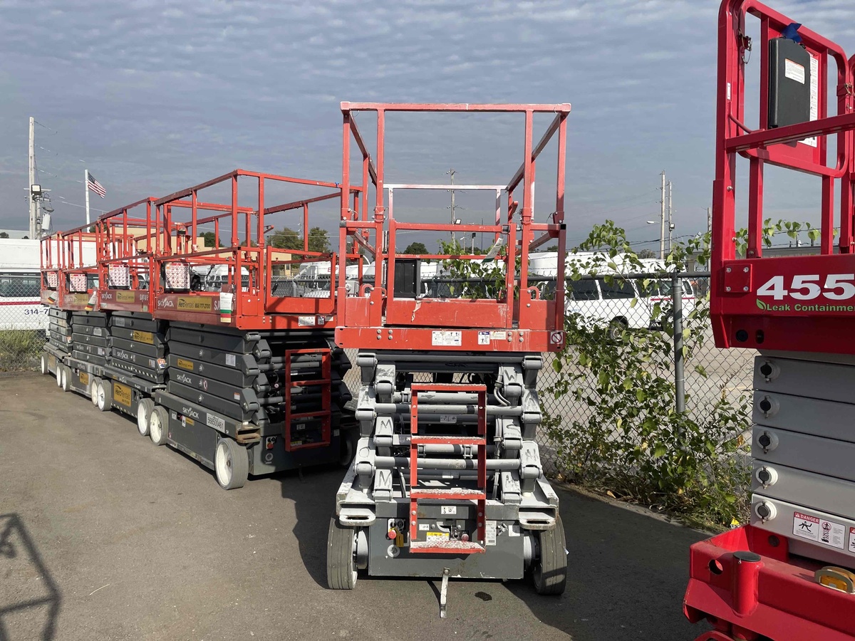 2018 Skyjack SJ4740-2