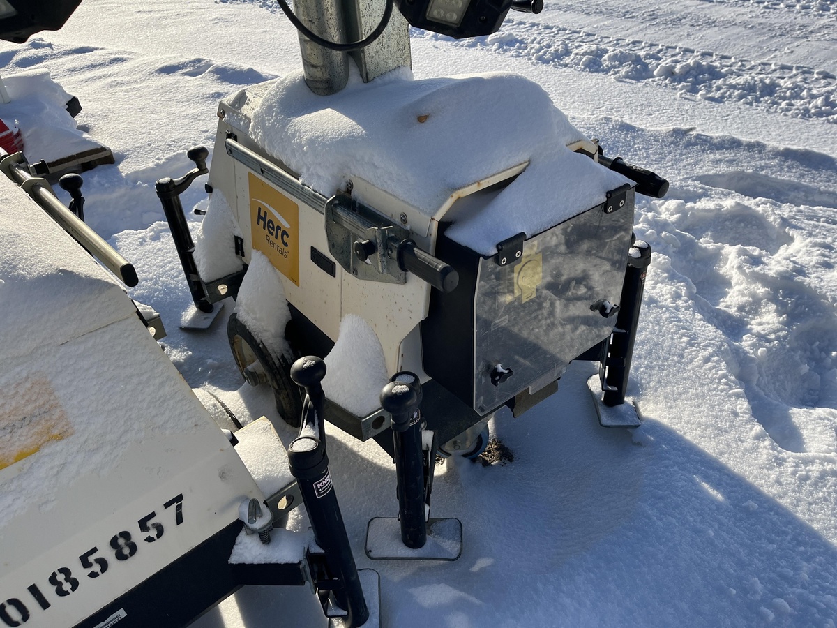 2018 Magnum PLT240-4