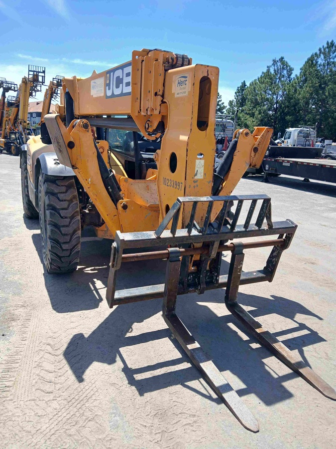 2018 JCB 510-56-3