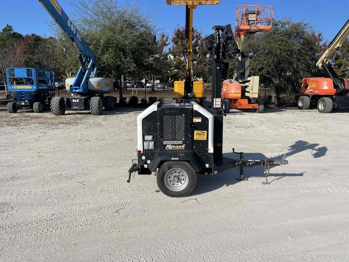 2022 Allmand Night-Lite V-6