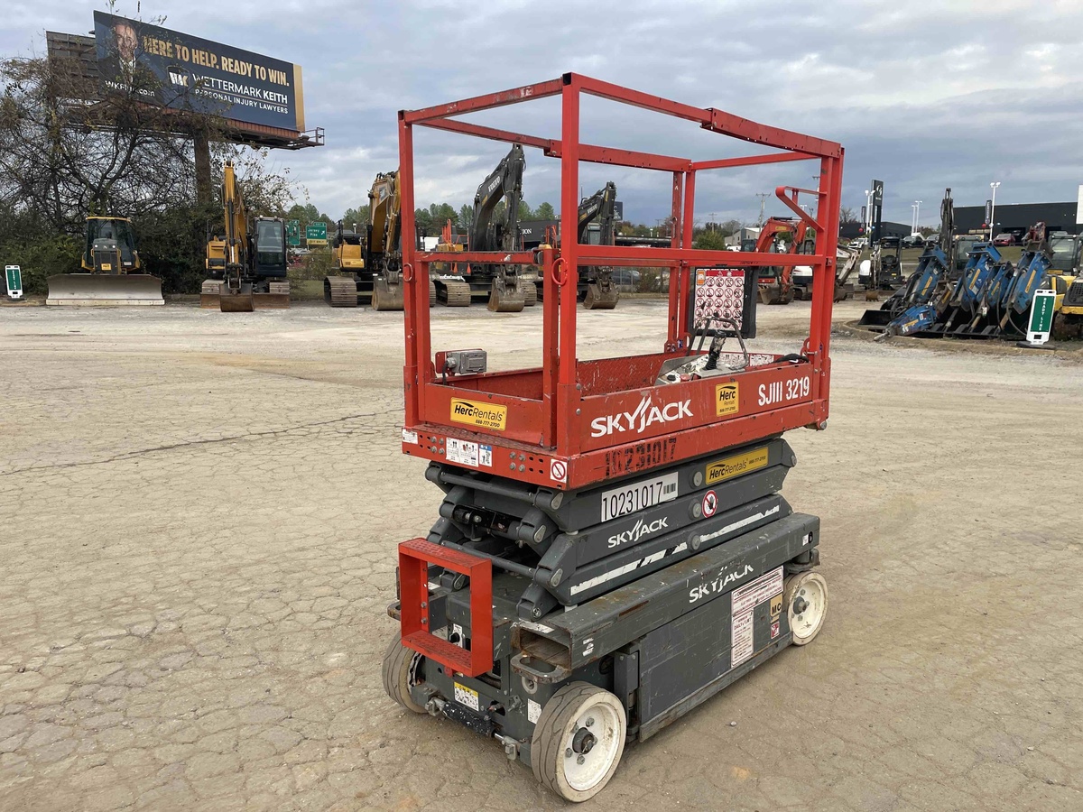 2017 Skyjack SJ3219-2