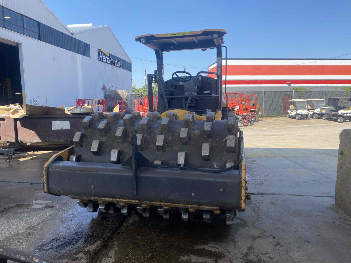 2018 Volvo SD115B
