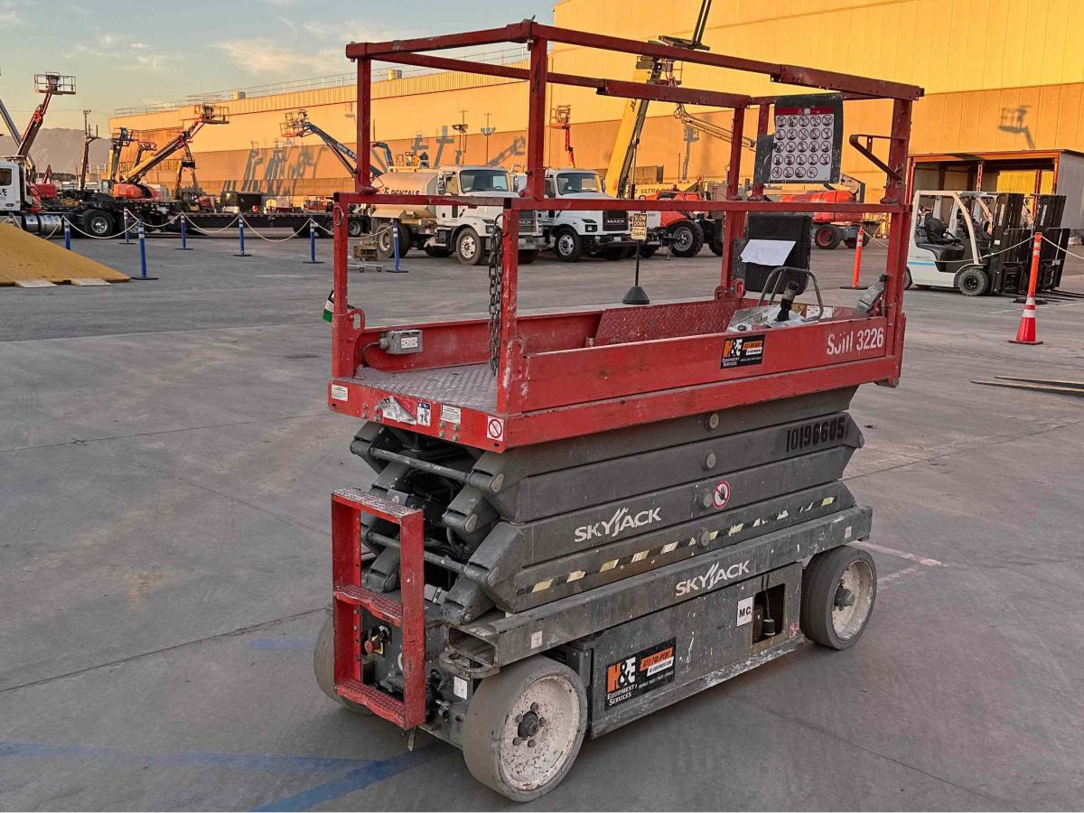 2016 Skyjack SJ3226