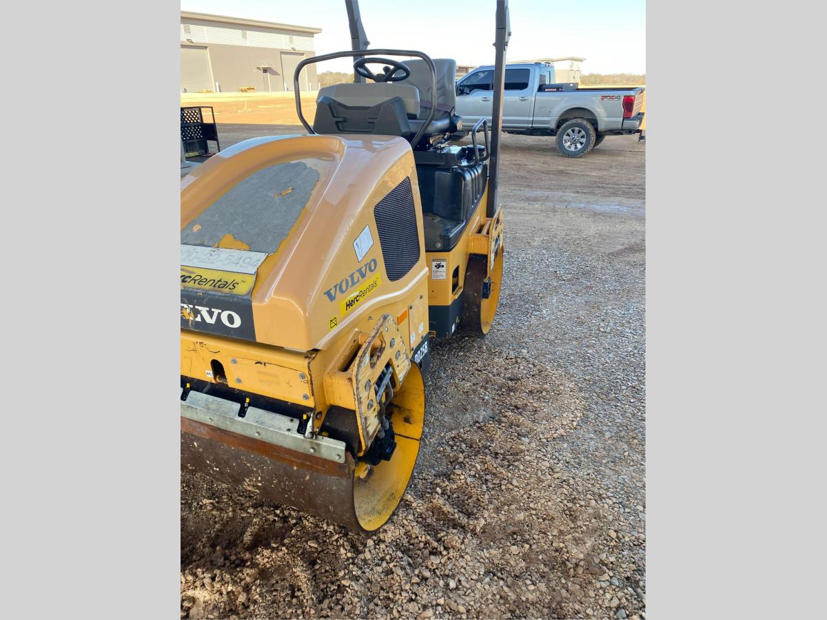 2018 Volvo DD25B