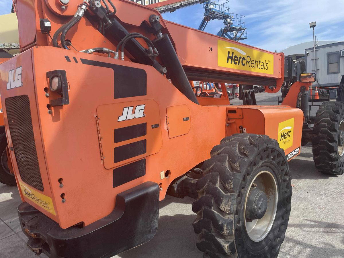 2019 SkyTrak 10042-3