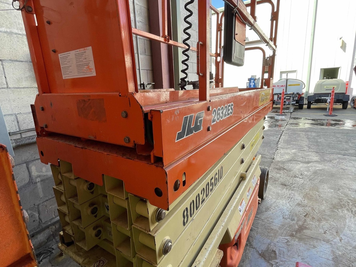 2018 JLG 2632ES-7