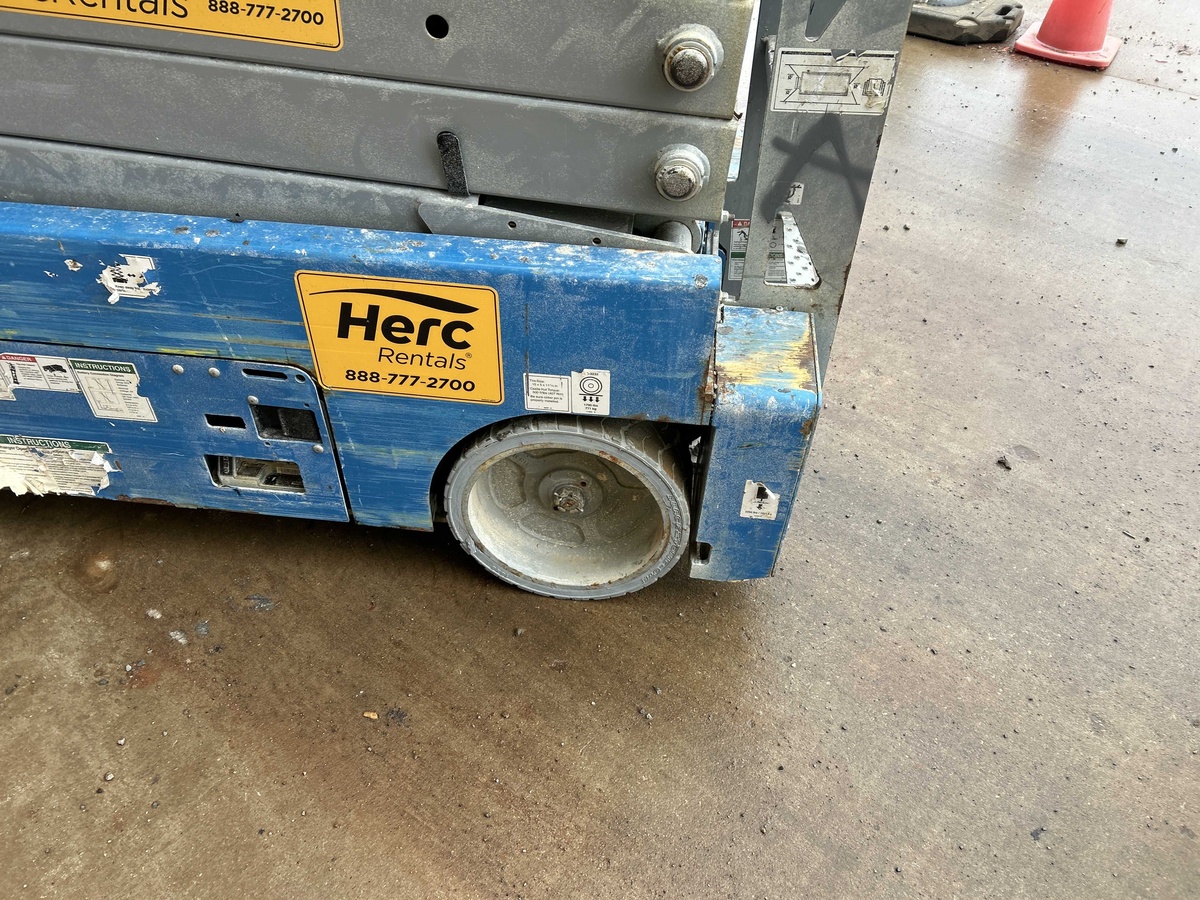 2018 Genie GS-3232-11