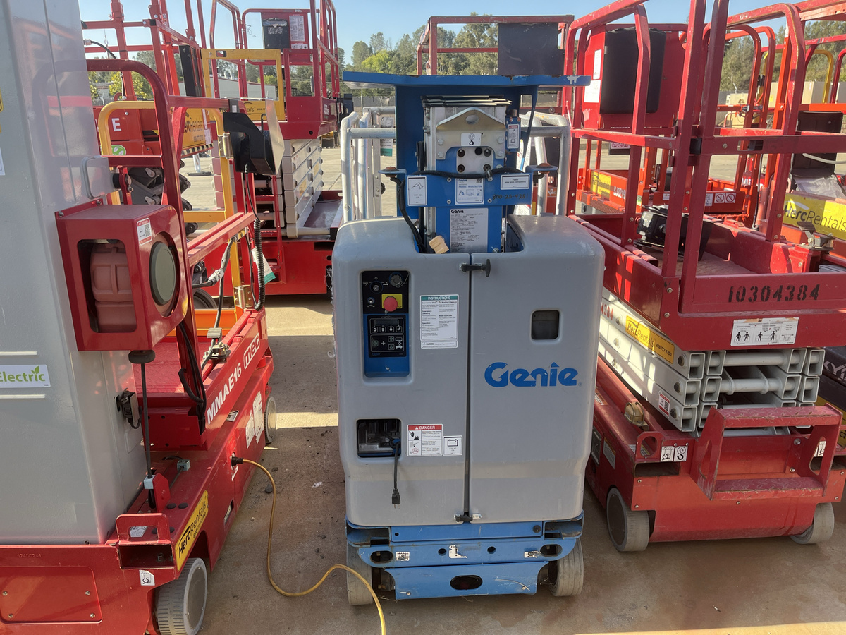 2019 Genie GR-12-2