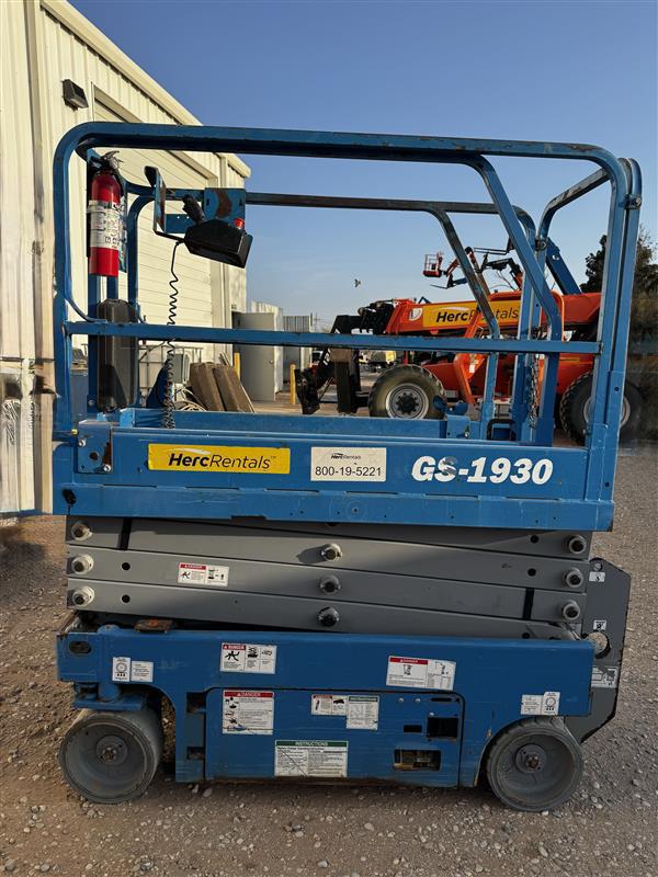 2018 Genie GS-1930