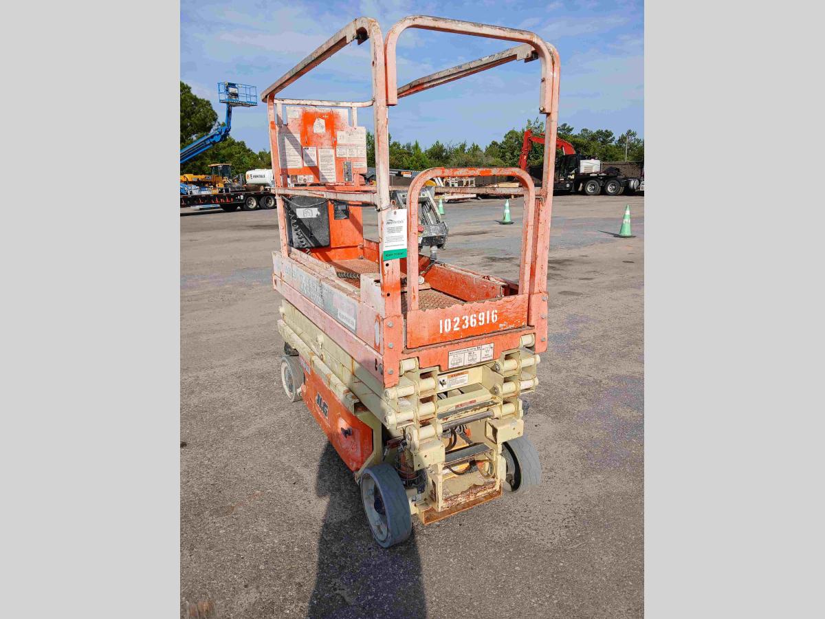 2018 JLG 1930ES