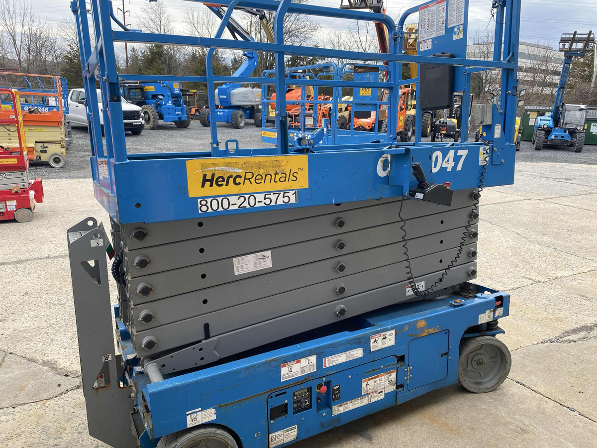 2018 Genie GS-4047-2