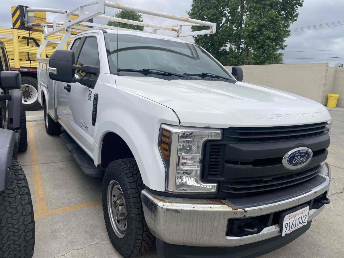 2019 Ford F350-6