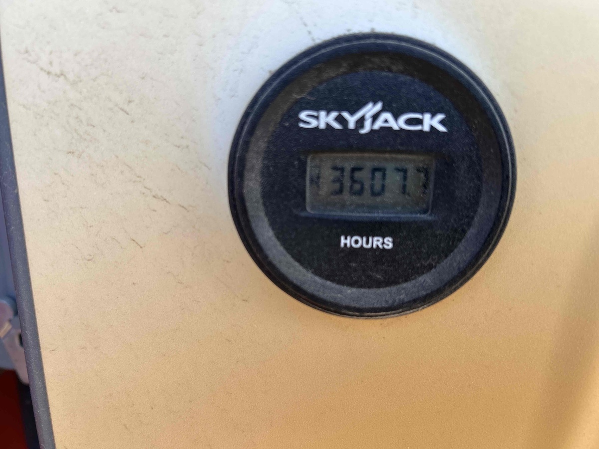 2017 Skyjack SJ45 T-9