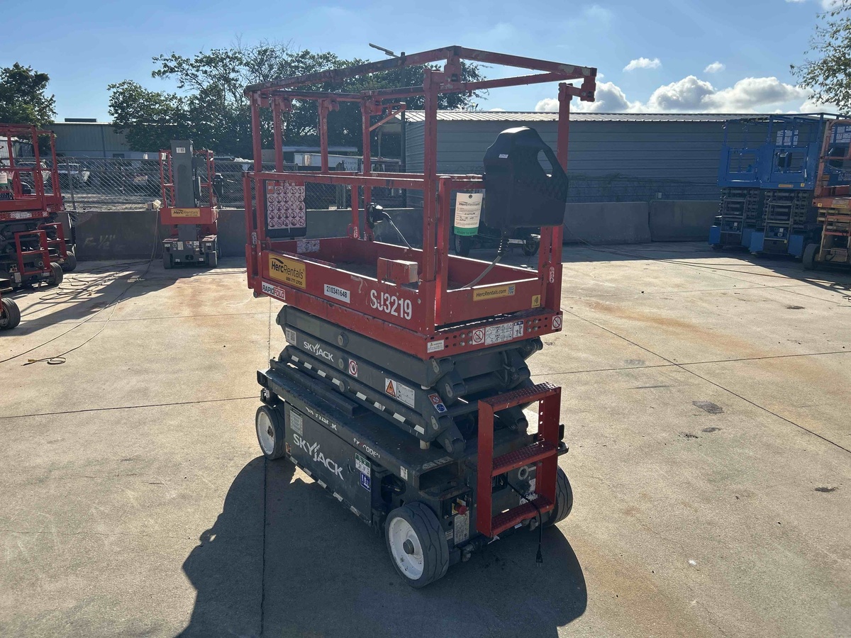 2021 Skyjack SJ3219-2