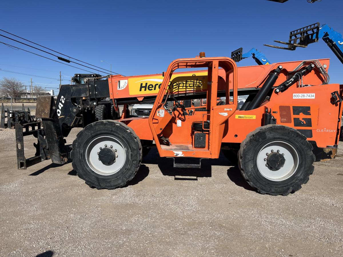 2020 SkyTrak 10042