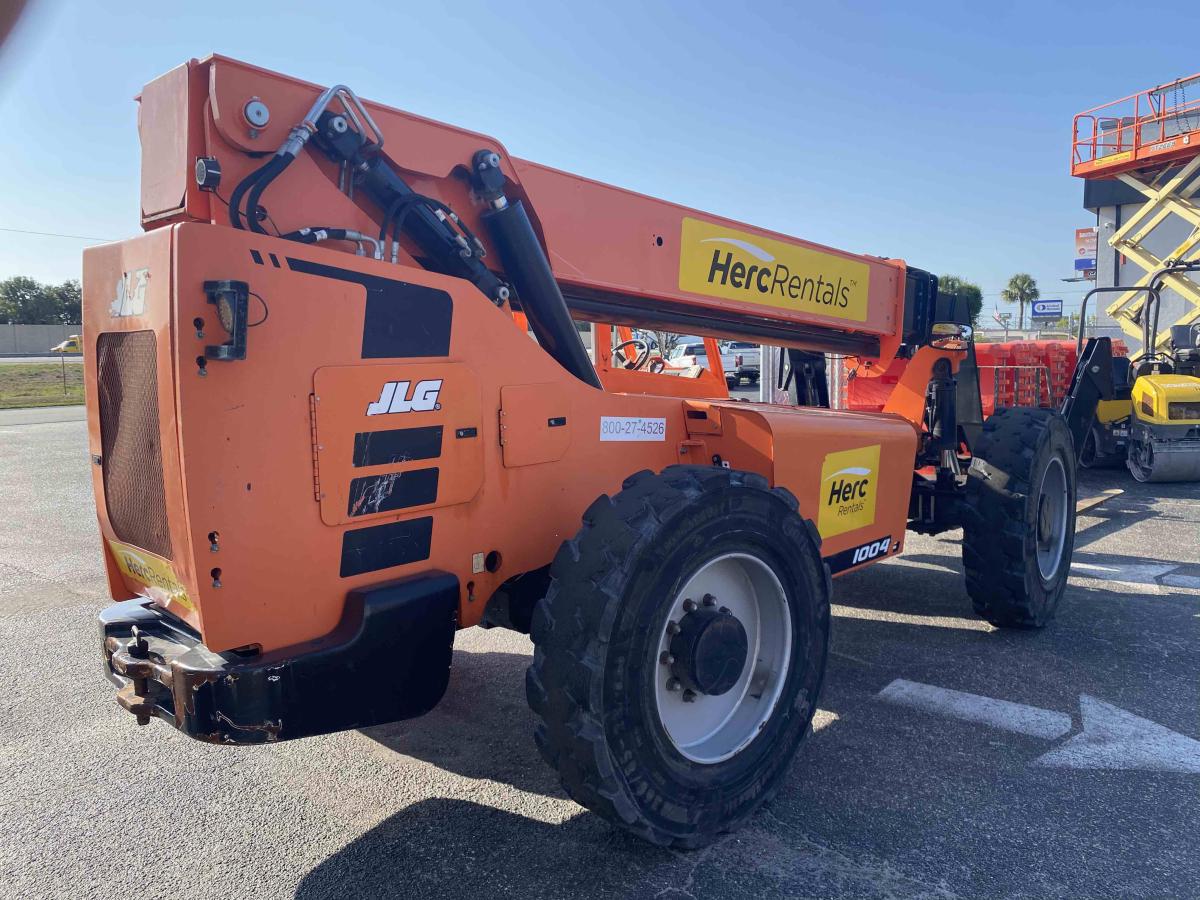 2020 SkyTrak 10042
