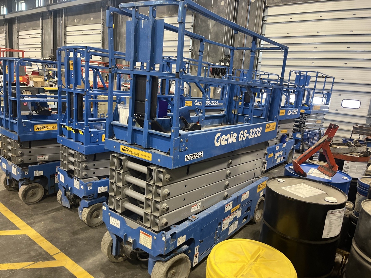 2018 Genie GS-3232-2