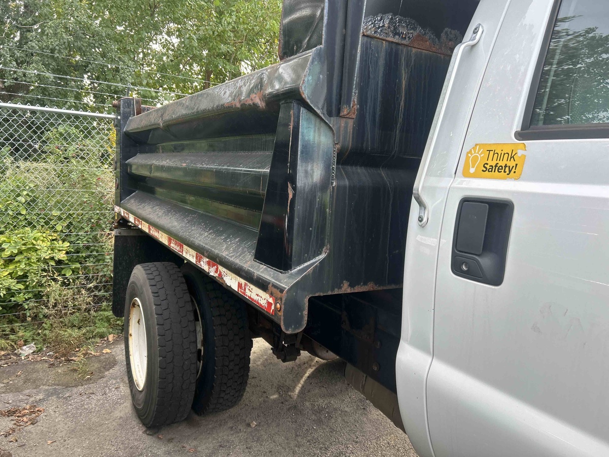 2019 Ford F750-10