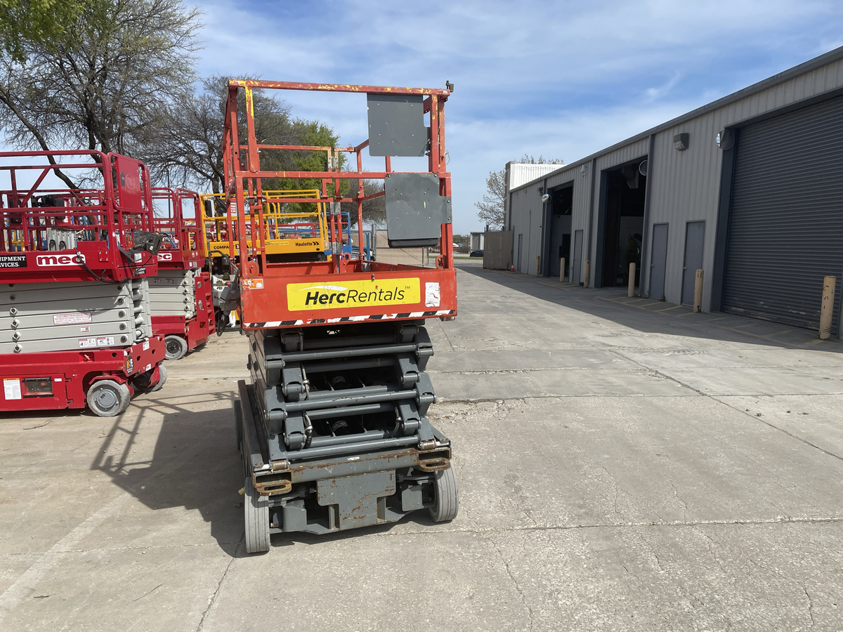 2018 Skyjack SJ4740-2