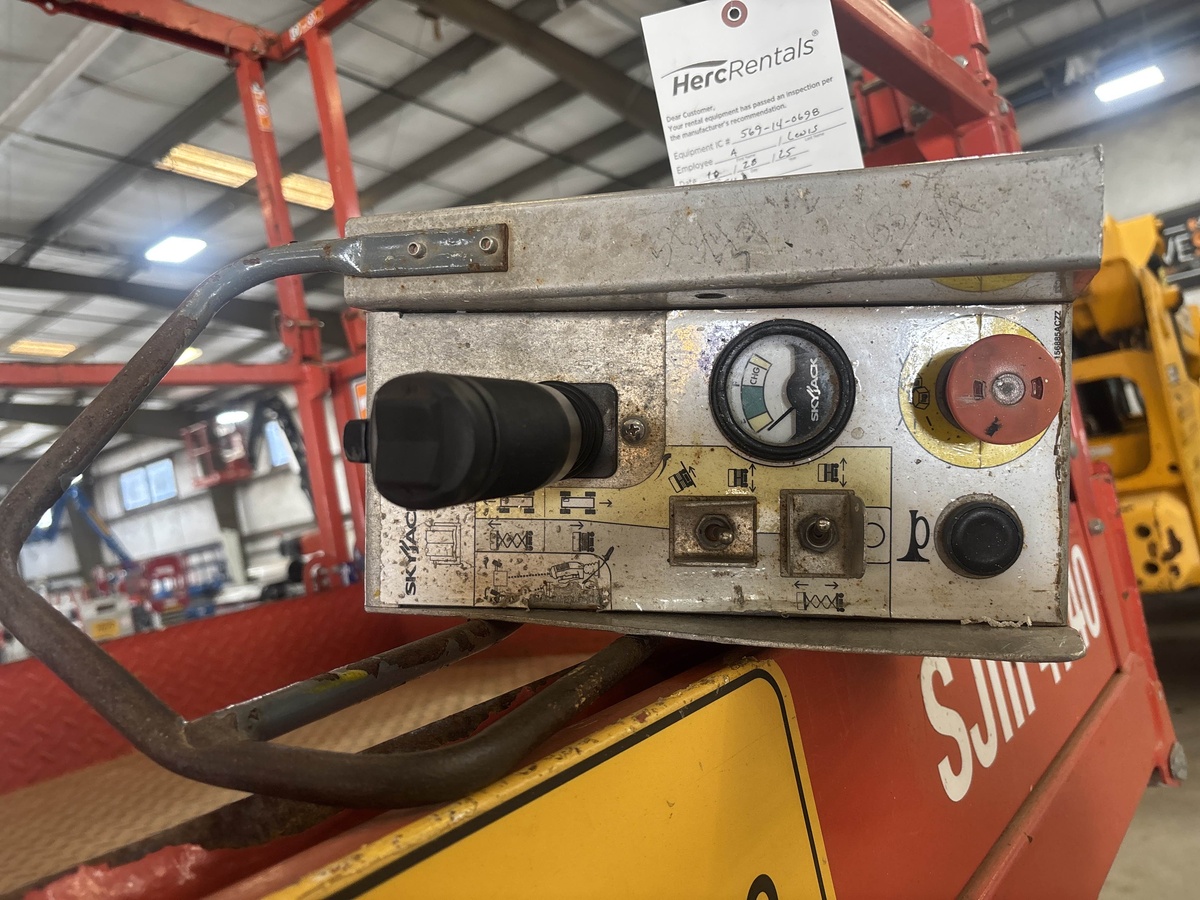 2019 Skyjack SJ4740-6