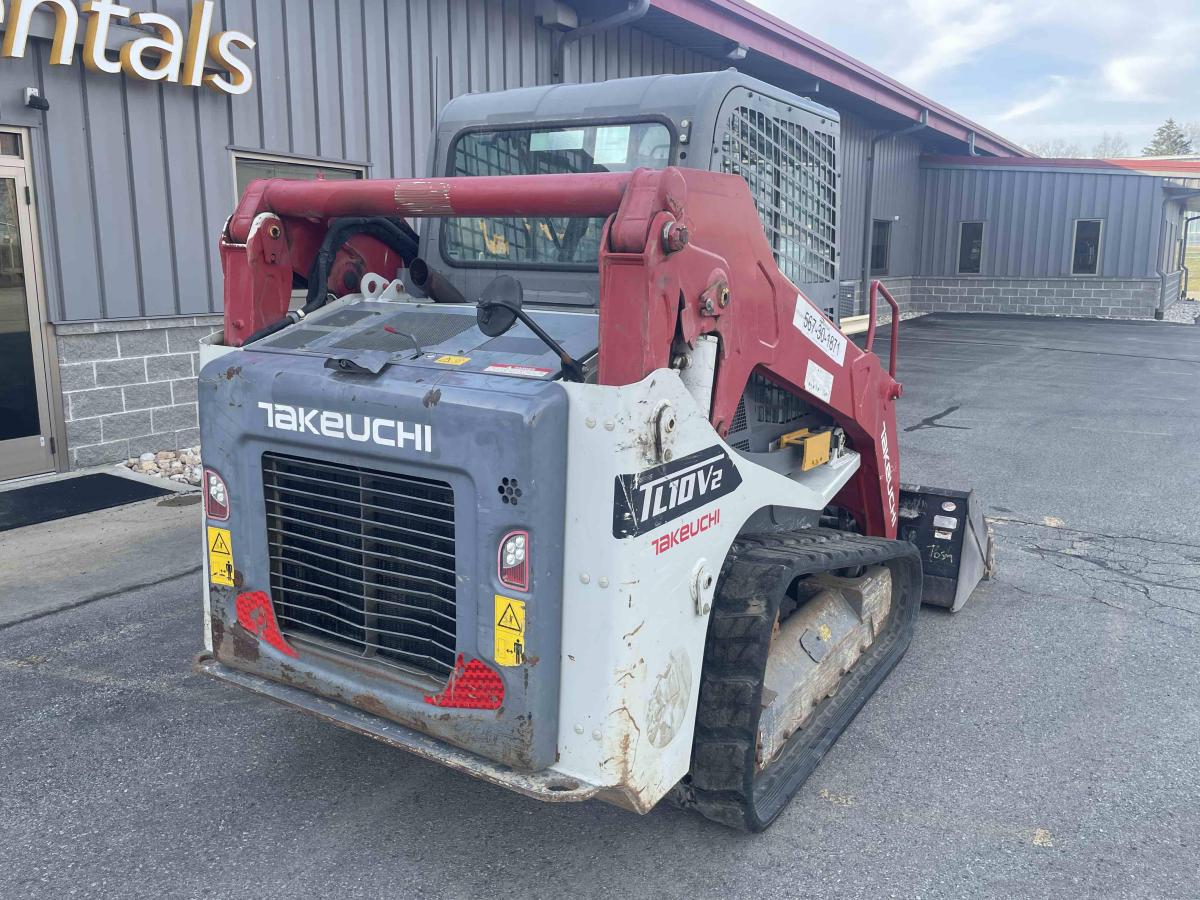 2019 Takeuchi TL10V2