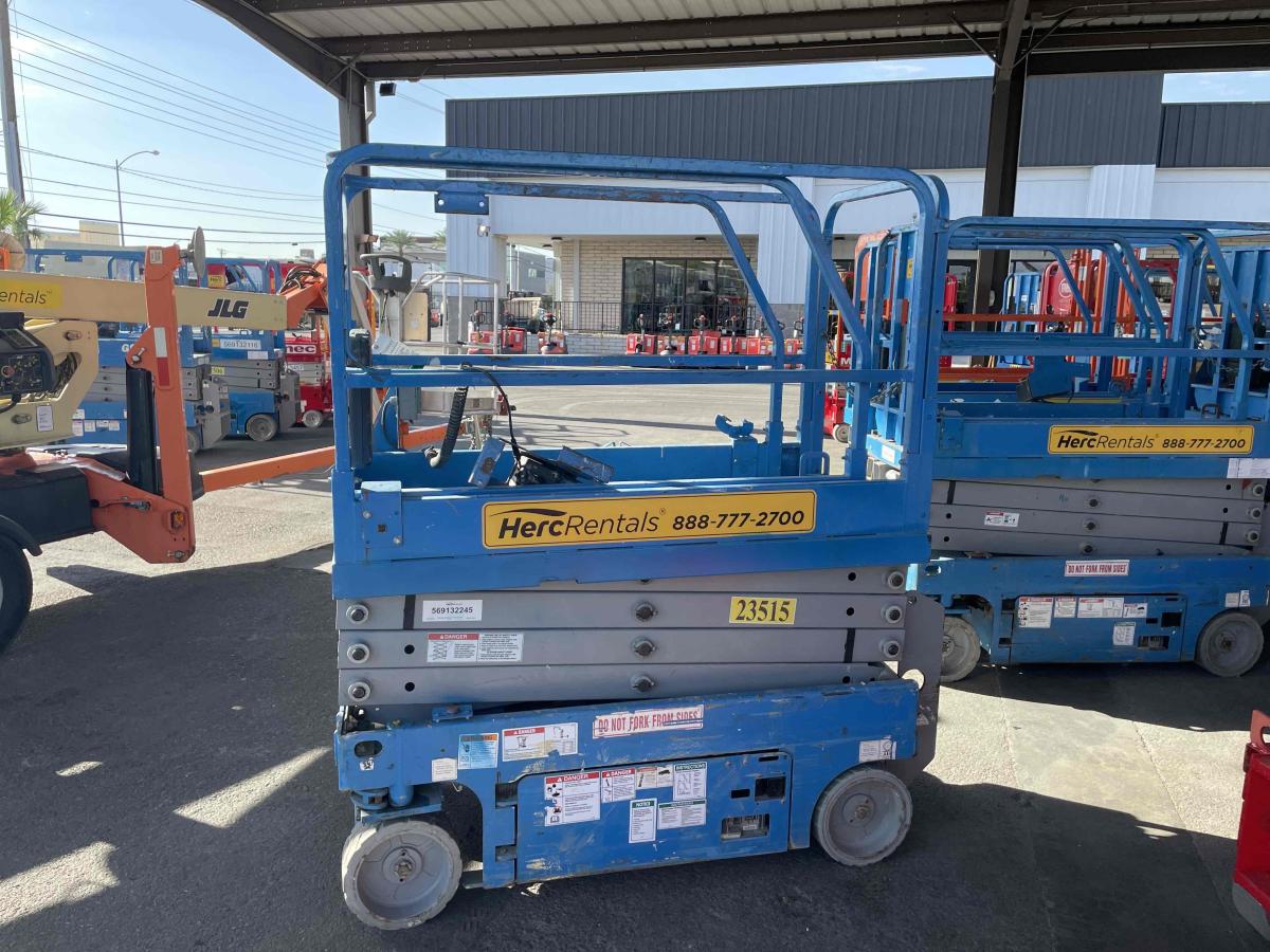 2018 Genie GS-1930