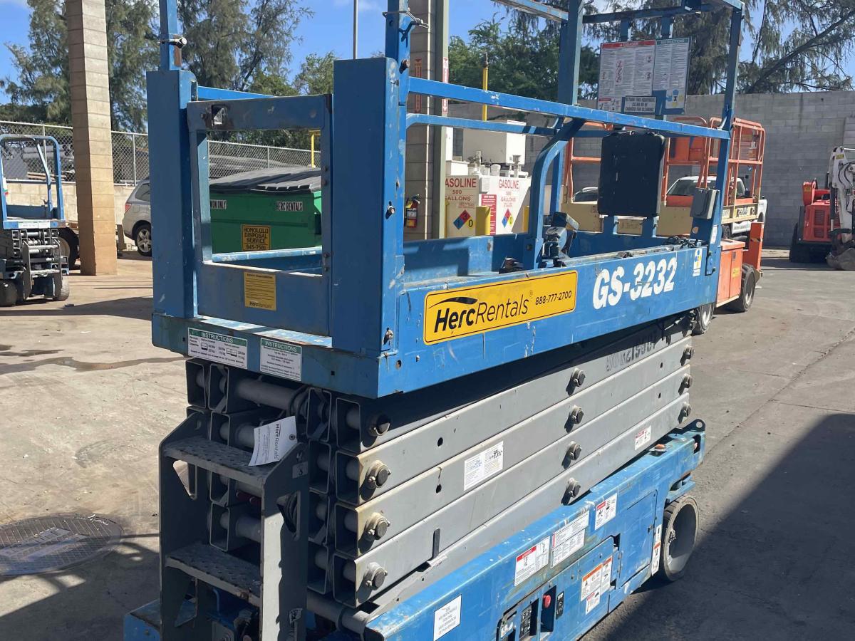 2018 Genie GS-3232-4