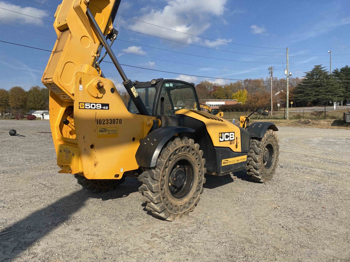 2018 JCB 509-42-3