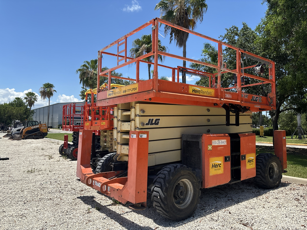 2019 JLG 530LRT