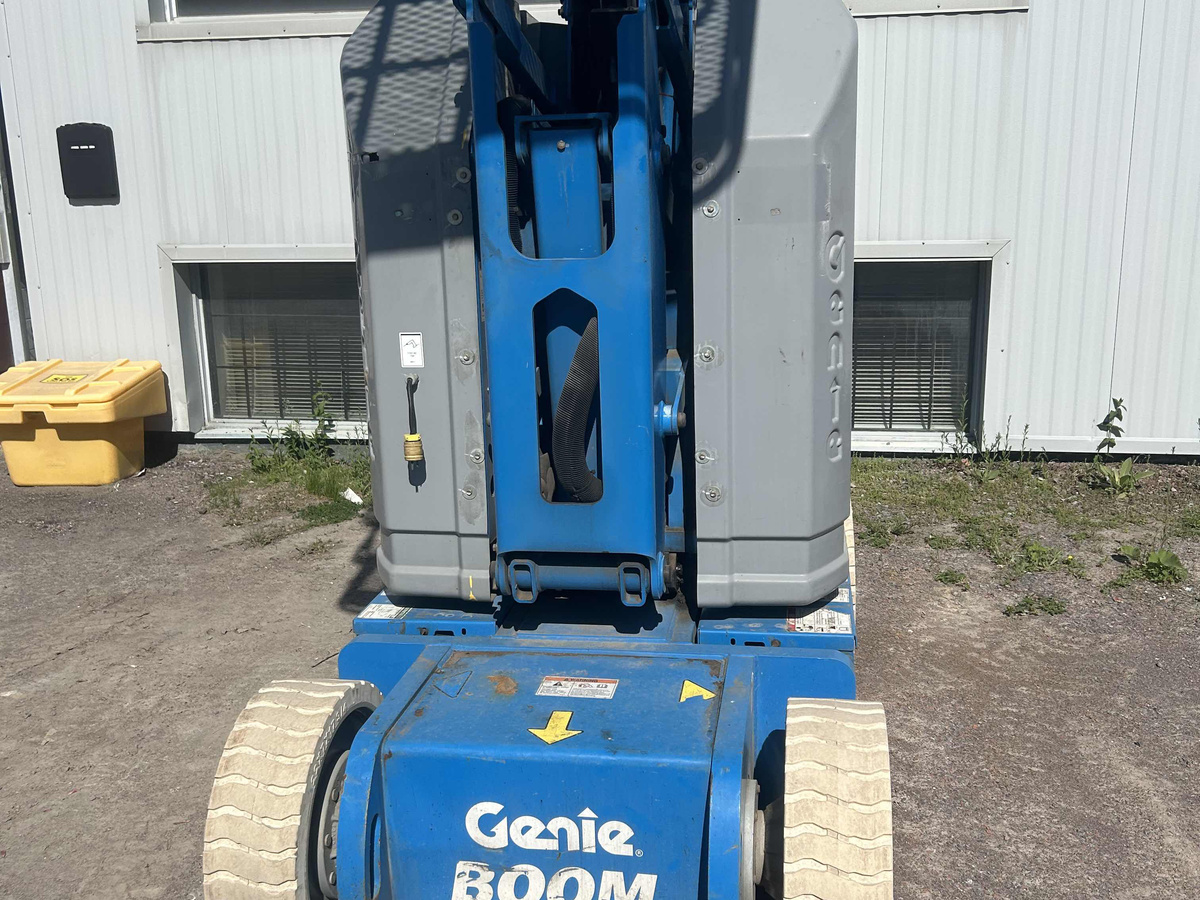 2013 Genie Z-30/20N RJ-6
