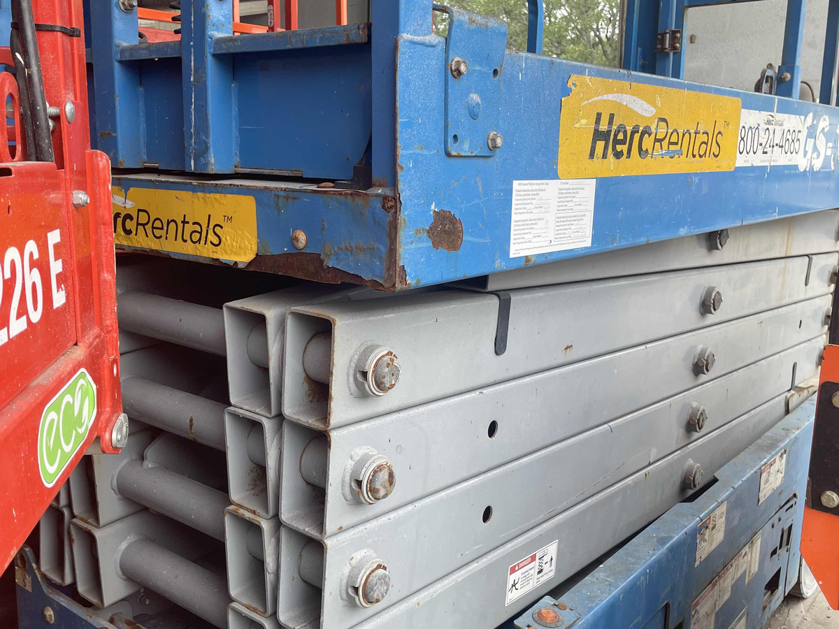2019 Genie GS-3232-2