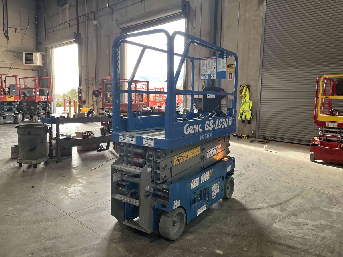 2018 Genie GS-1930-4