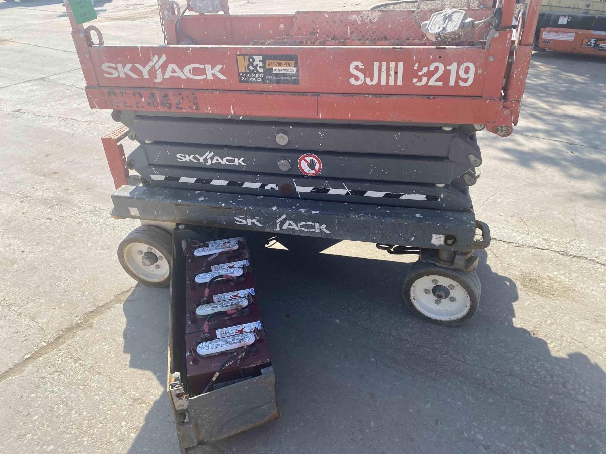 2017 Skyjack SJ3219