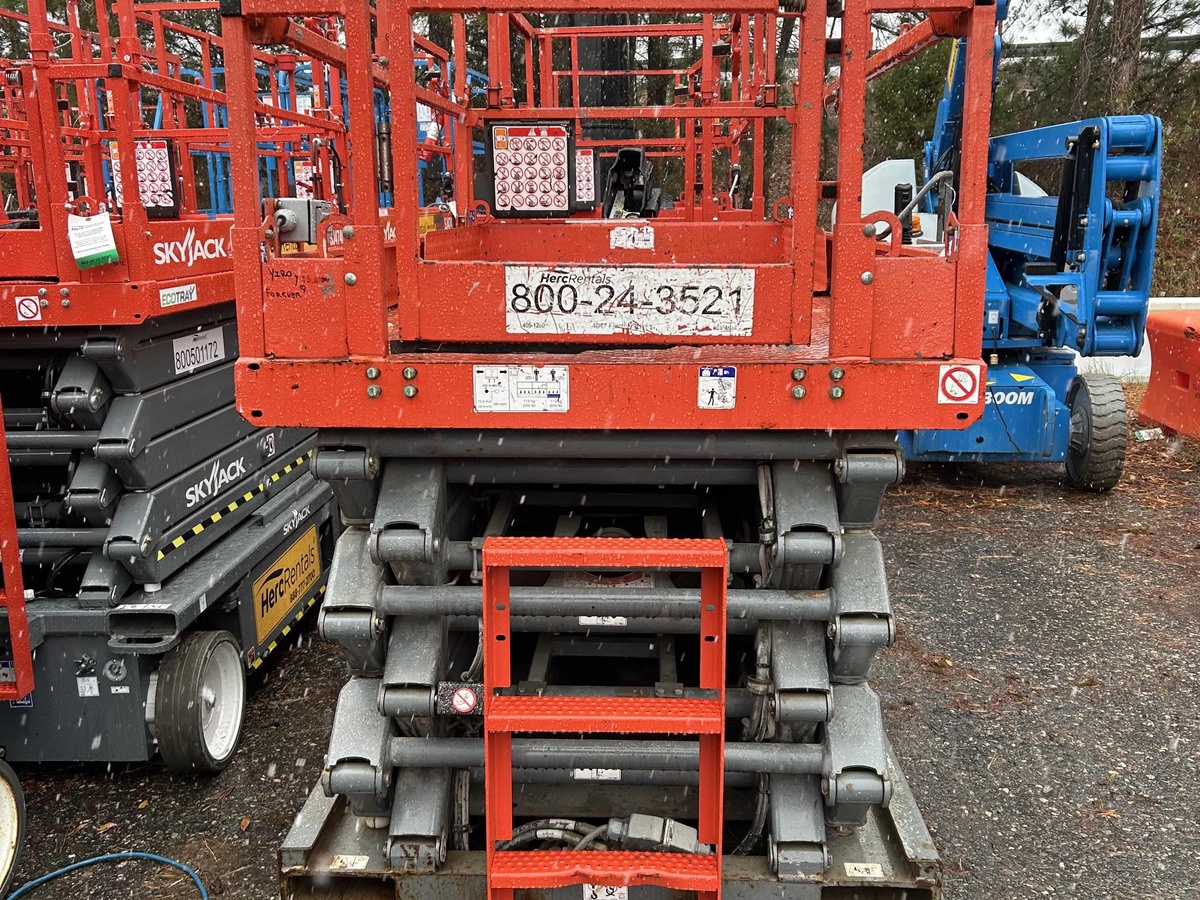 2019 Skyjack SJ4740-3